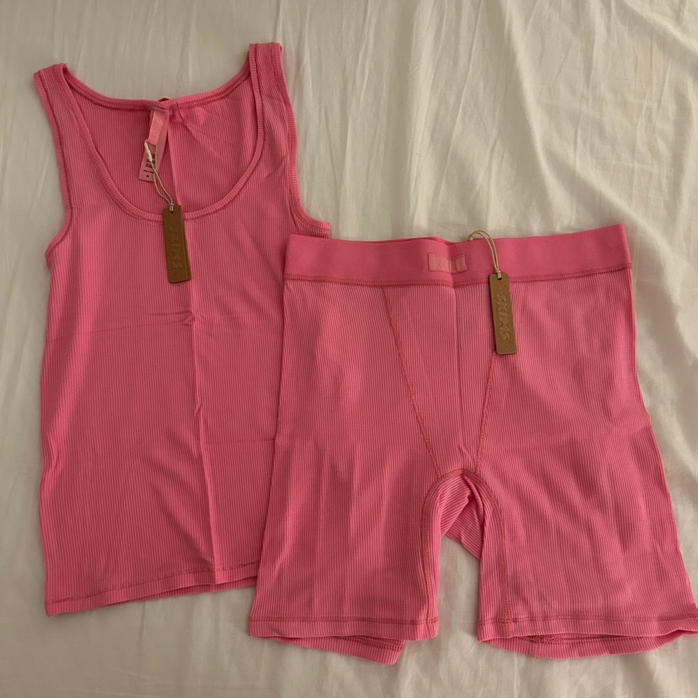 Skims Limited Edition Valentines day set